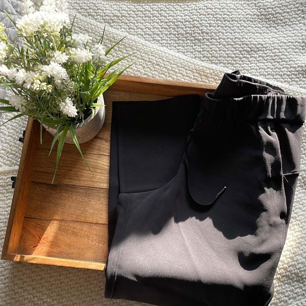 Lululemon pants!